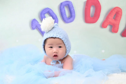 扬州宝宝尿少尿黄怎么回事 扬州宝宝尿少尿黄怎么回事